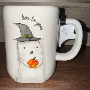 🥰 Halloween boo to you Ghost 👻 wearing a Witch Hat & Holding a Pumpkin 🎃 Mug